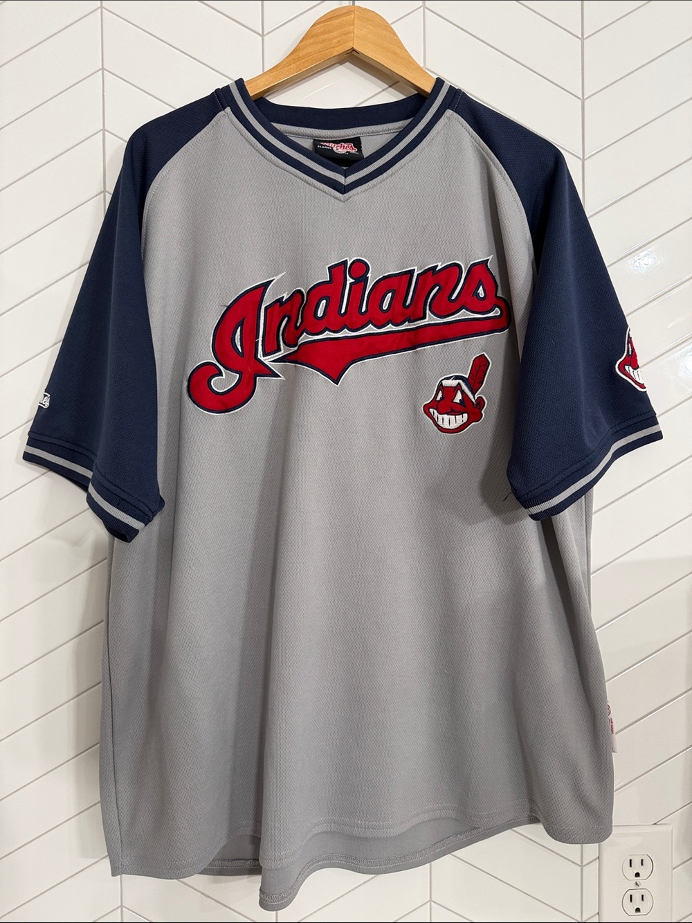 Cleveland Indians Stitches MLB Jersey Shirt Chief Wahoo Size XL